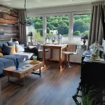 Meisters Schick Im Stryck * Willingen (Upland)